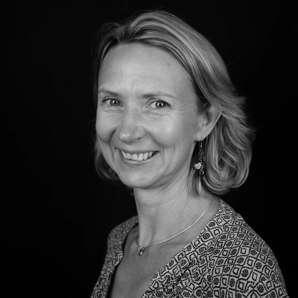 A photo of the summary author, Mary Chambers.